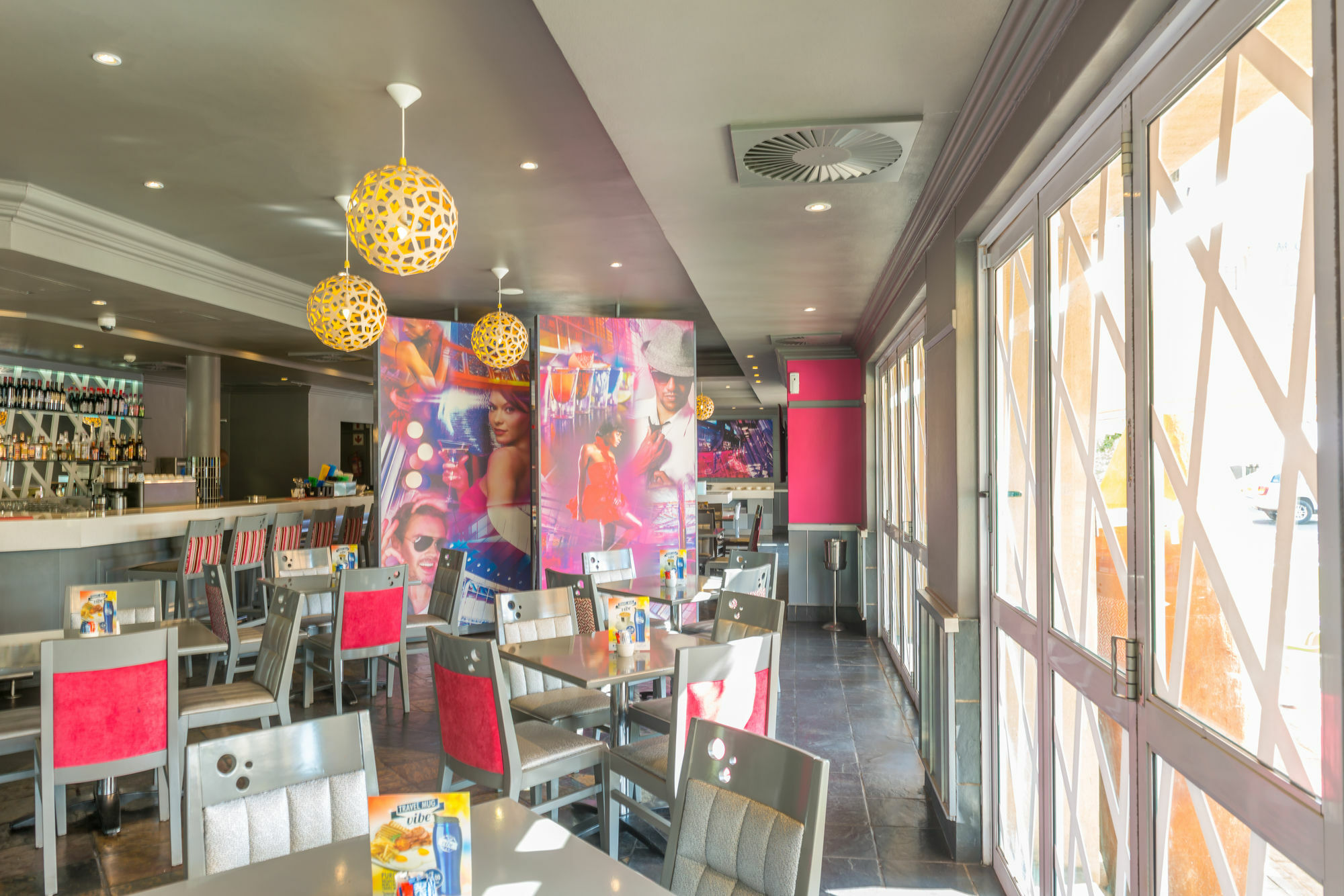Peermont Mondior Hotel Gaborone Buitenkant foto